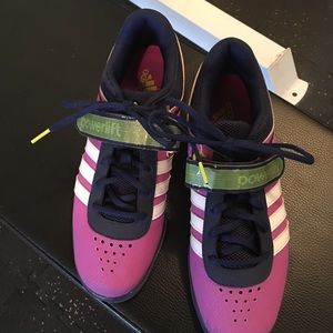 Adidas Powerlift Size 9